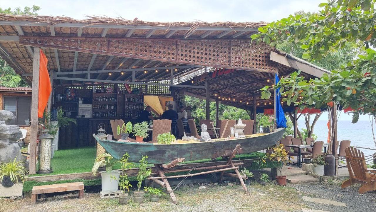 Jush Native And Glamping Hotel Dauis Kültér fotó
