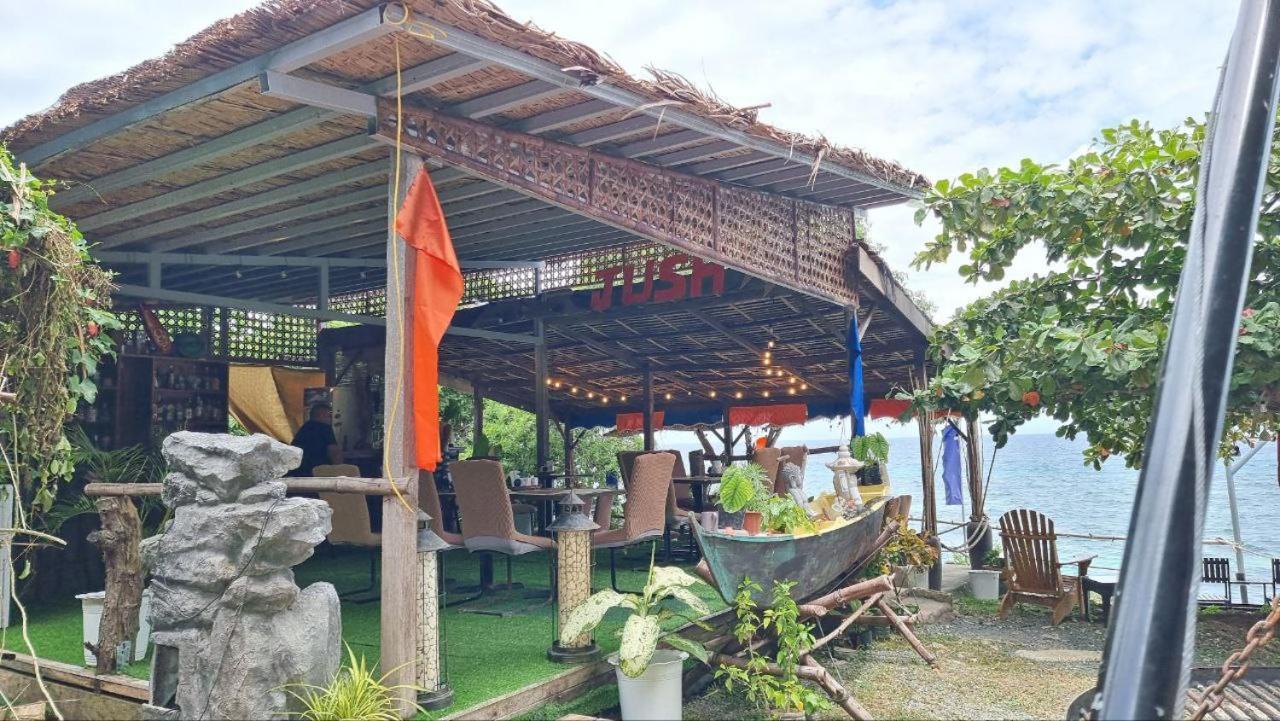 Jush Native And Glamping Hotel Dauis Kültér fotó