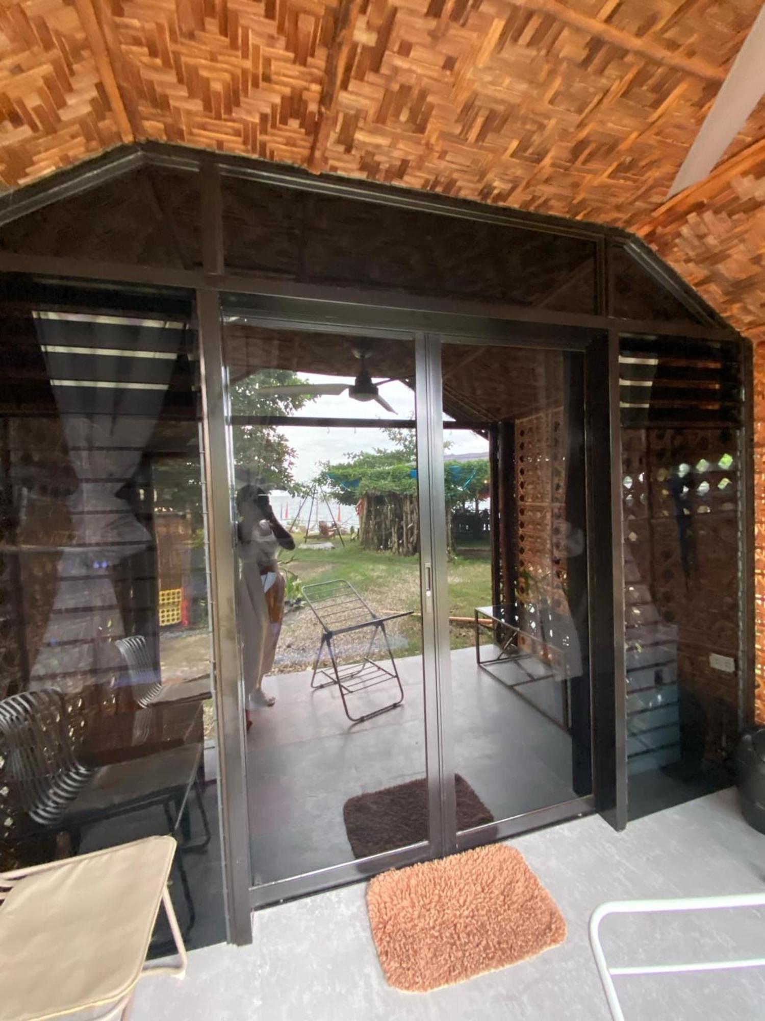 Jush Native And Glamping Hotel Dauis Kültér fotó